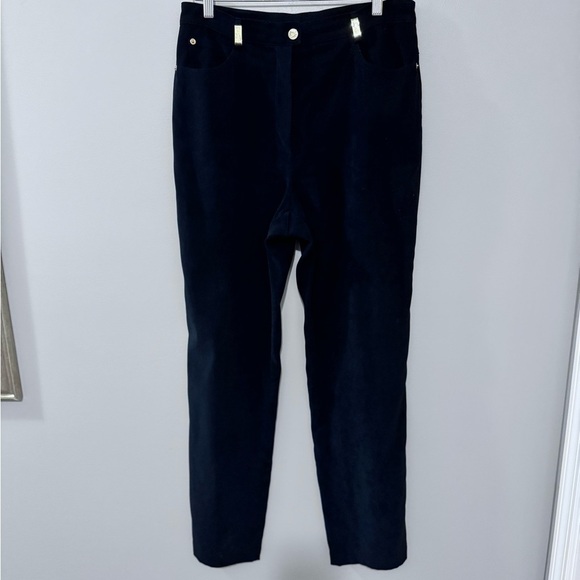 St. John Pants - Women's St. John Sport by Marie Gray Black Classic Pants. Size 10